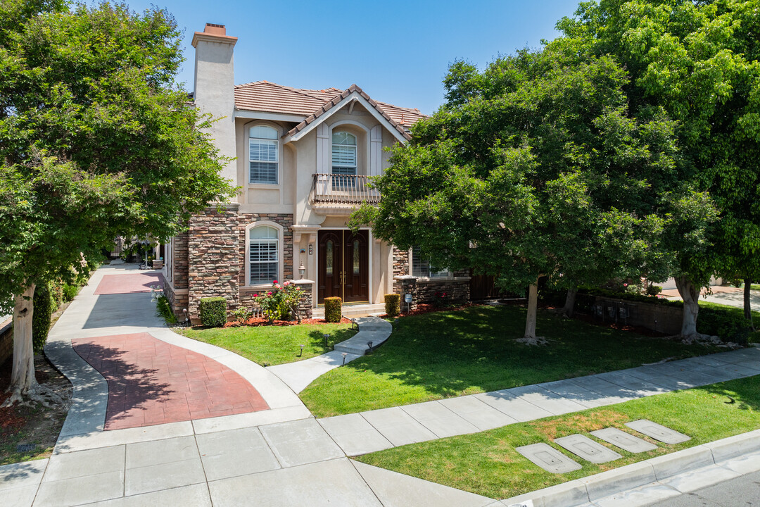 EL DORADO VILLA in Arcadia, CA - Building Photo