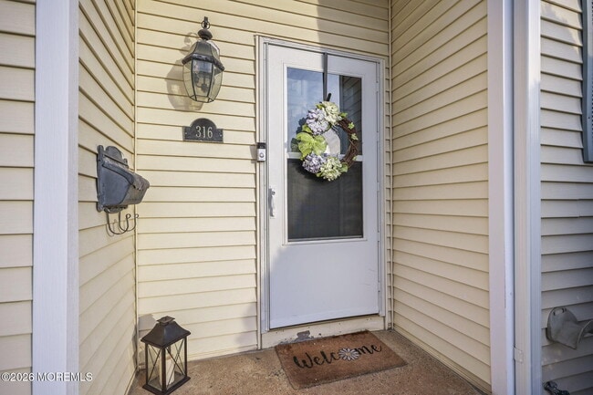 property at 316 Middlewood Rd