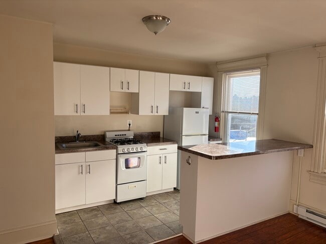 2836 Guilford Ave, Unit 3