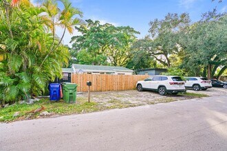 1416 SW 27th St in Fort Lauderdale, FL - Building Photo - Building Photo