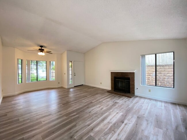 1381 Longfellow Rd in Vista, CA - Building Photo - Building Photo
