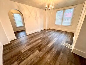 40-42-42 Seminole Ave in Washington, PA - Building Photo - Building Photo