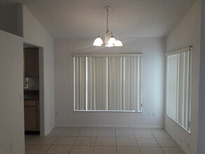 3236 Brewster Dr in Kissimmee, FL - Building Photo - Building Photo