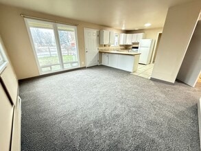 1608-1610 N Brooklane St in Ellensburg, WA - Building Photo - Building Photo