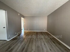 922 A St in Lincoln, NE - Building Photo - Building Photo