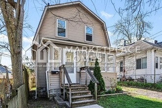 730 Johnson Ave in Lansing, MI - Building Photo - Building Photo