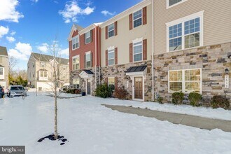 2615 Wheatland Station Way in Fredericksburg, VA - Building Photo - Building Photo