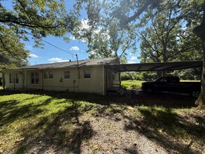 609 Lane Dr in Lufkin, TX - Building Photo - Building Photo