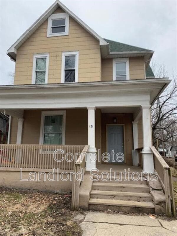 121 Gilbert Ave in Terre Haute, IN - Building Photo - Building Photo