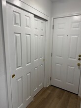 1708 Holloman Dr, Unit Apt. 9 in Port Lavaca, TX - Foto de edificio - Building Photo