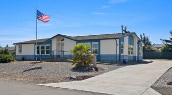 31 Chiesa Pl in Sequim, WA - Building Photo