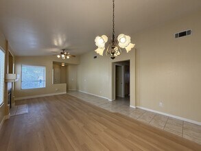 3317 Moon River St in Las Vegas, NV - Building Photo - Building Photo