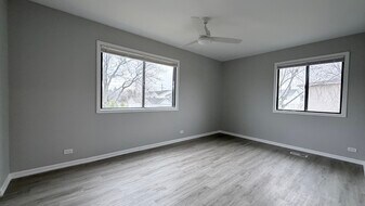 721 Sunfish Pt in Schaumburg, IL - Building Photo