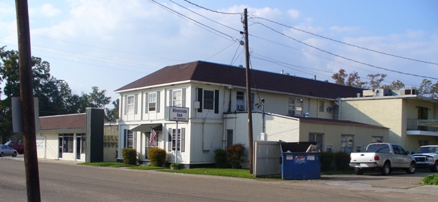 910 N Burnside in Gonzales, LA - Building Photo