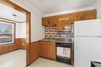 3737 Minnehaha Ave-Unit -1 in Minneapolis, MN - Foto de edificio - Building Photo