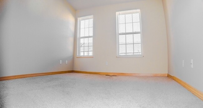 property at 2866 W Hillshire Dr