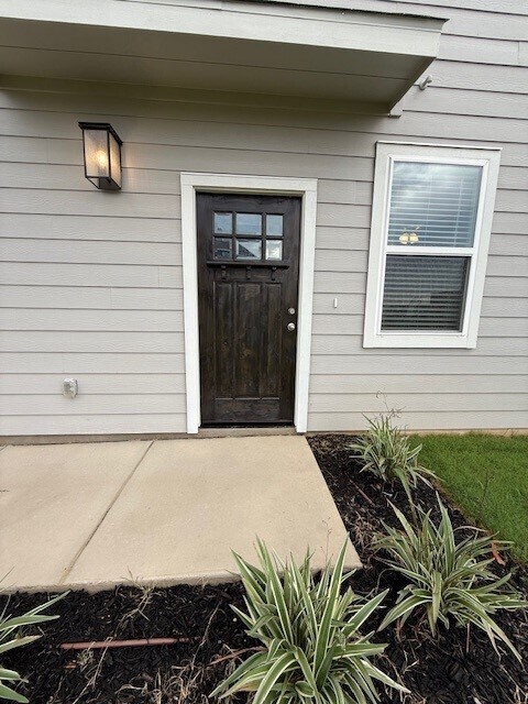 1241 Casetta Run in New Braunfels, TX - Building Photo