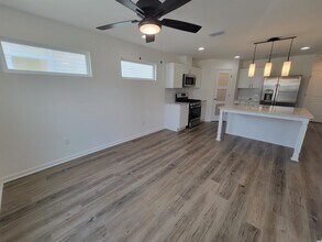 1367 Landon Hills Dr in Tallahassee, FL - Building Photo - Building Photo