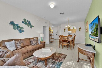 2821 Almaton Loop in Kissimmee, FL - Building Photo - Building Photo