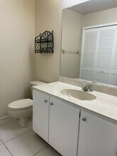11674 Pointe Cir in Ft. Myers, FL - Building Photo - Building Photo