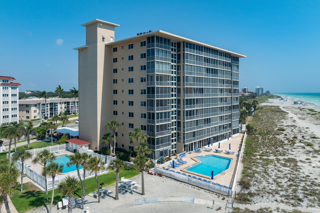 Gulf Horizon in Venice, FL - Building Photo