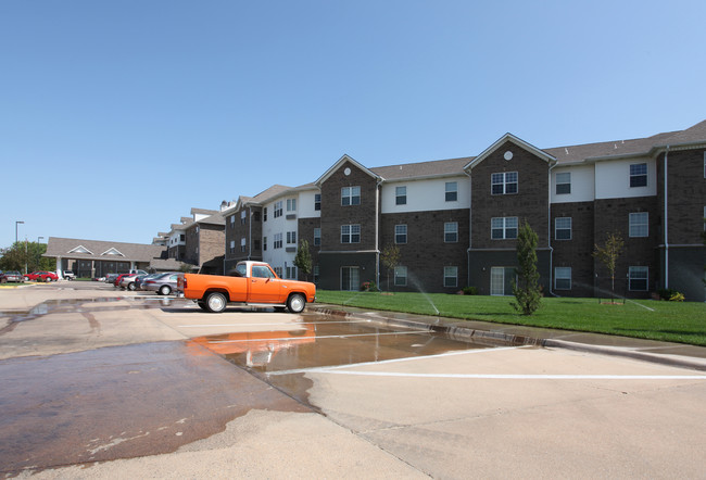 Reflection Ridge in Wichita, KS - Building Photo - Building Photo