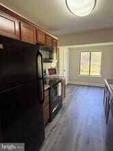 8395 Buttress Ln in Manassas, VA - Building Photo - Building Photo