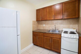 1225 SW 7th St in Miami, FL - Building Photo - Building Photo
