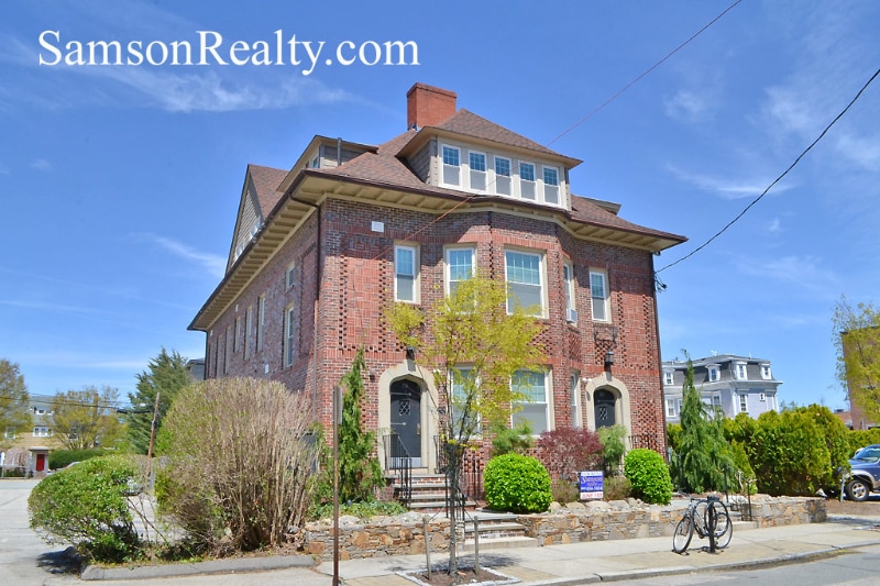 80 Medway St in Providence, RI - Building Photo