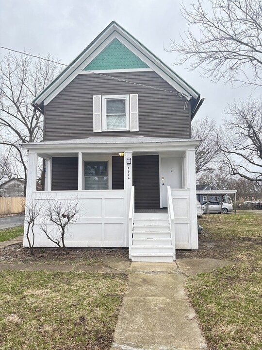 2506 Ash St in Chicago Heights, IL - Building Photo