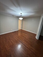1017 E Bay Springs Dr in Villa Rica, GA - Foto de edificio - Building Photo