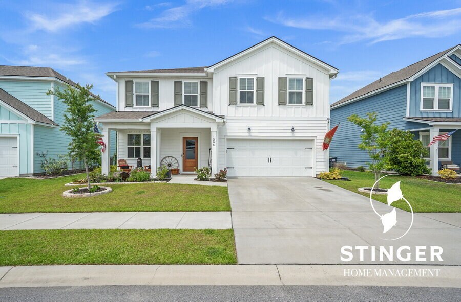 1206 Brackish Ct in Beaufort, SC - Building Photo