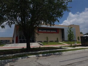 6119 Darnell St in Houston, TX - Building Photo - Building Photo