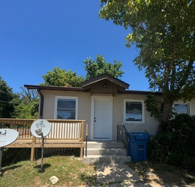 property at 271 Shadowrock Dr