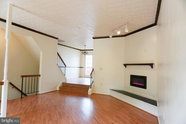 9 Polk Ct in North Potomac, MD - Building Photo - Building Photo