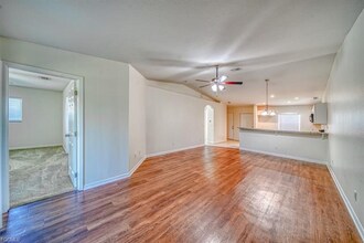 2002-2004 NE 6th St in Cape Coral, FL - Building Photo - Building Photo