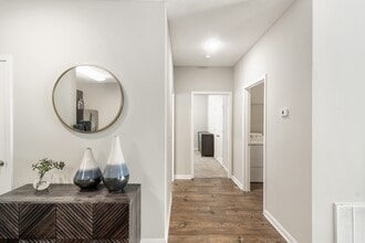 Lagniappe of Biloxi Apartment Homes in Biloxi, MS - Foto de edificio - Building Photo