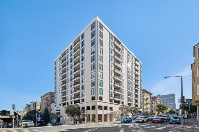 property at 2040 Franklin St