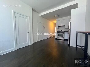 957 2nd Ave in New York, NY - Building Photo - Building Photo