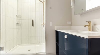 688 N LaSalle St, Unit 688 N Lasalle in Chicago, IL - Building Photo - Building Photo