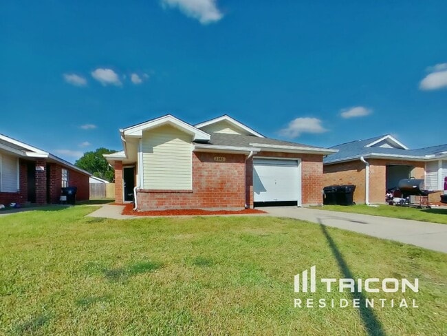 property at 3146 Boynton Dr