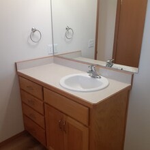 325 S Casa Grande Ave in Springfield, MO - Foto de edificio - Building Photo