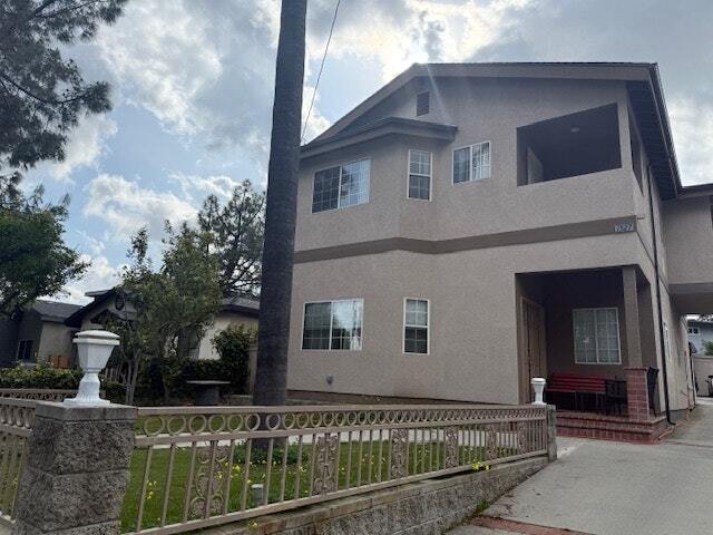 property at 1527 Bellford Ave