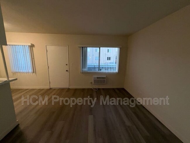 7240 Alabama Ave in Los Angeles, CA - Building Photo - Building Photo