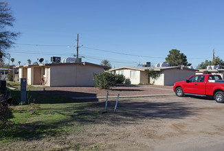 Valencia Apartments in Buckeye, AZ - Building Photo - Building Photo