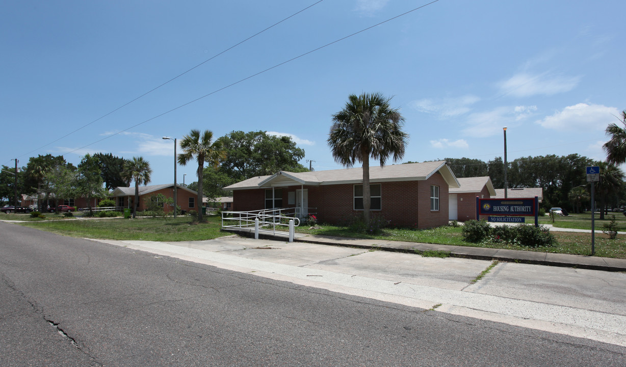 FERNANDINA BEACH APARTMENTS in Fernandina Beach, FL - Building Photo