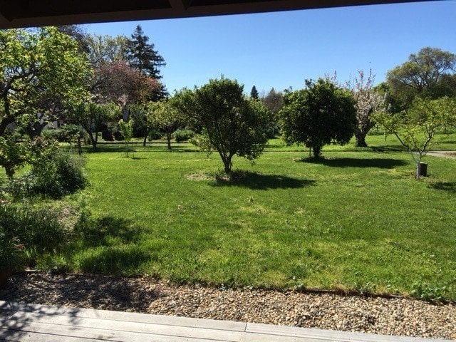 property at 2514 Overhill Ln