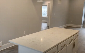 128 Kenrick St in Boston, MA - Building Photo - Building Photo