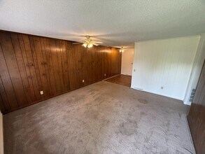 106 Hankins Dr in Lebanon, TN - Building Photo - Building Photo