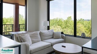 632 Howard Rd SE, Unit 332 in Washington, DC - Building Photo